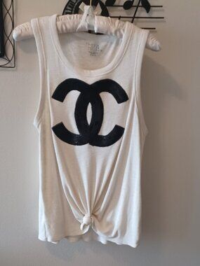Time & Tru Designer Black Logo Creme Cotton Stretch Tank Large
